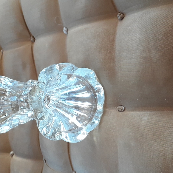 Vintage heavy pressed glass angel candle holder. - Picture 6 of 6